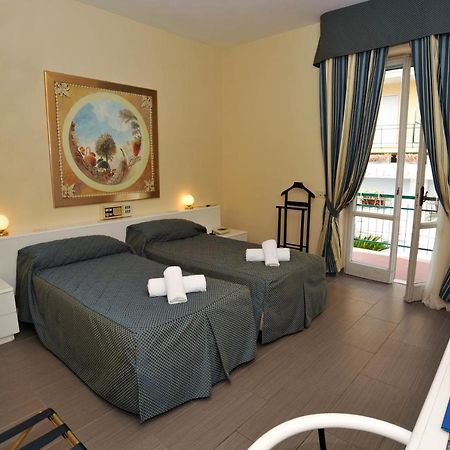 Hotel Posta Dependance Chianciano Terme Dış mekan fotoğraf