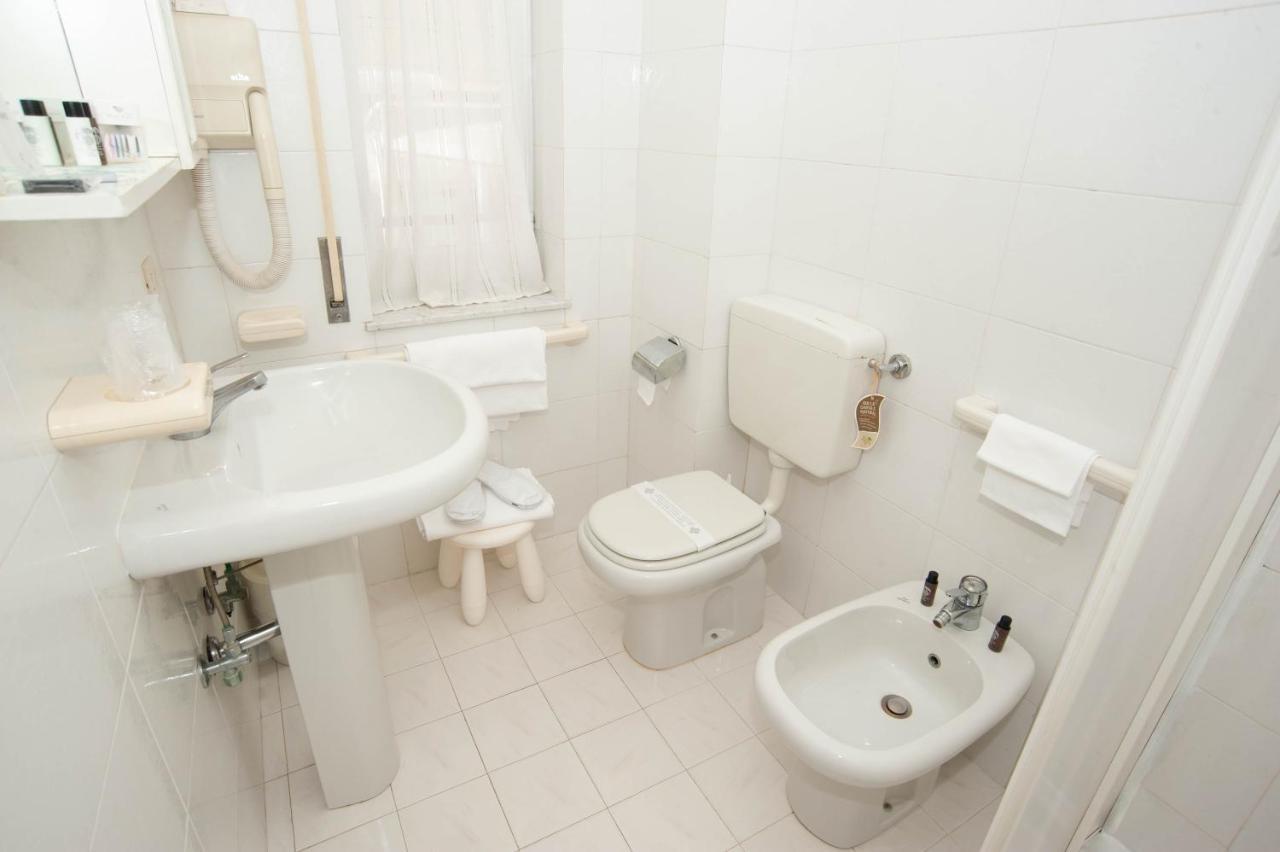 Hotel Posta Dependance Chianciano Terme Dış mekan fotoğraf